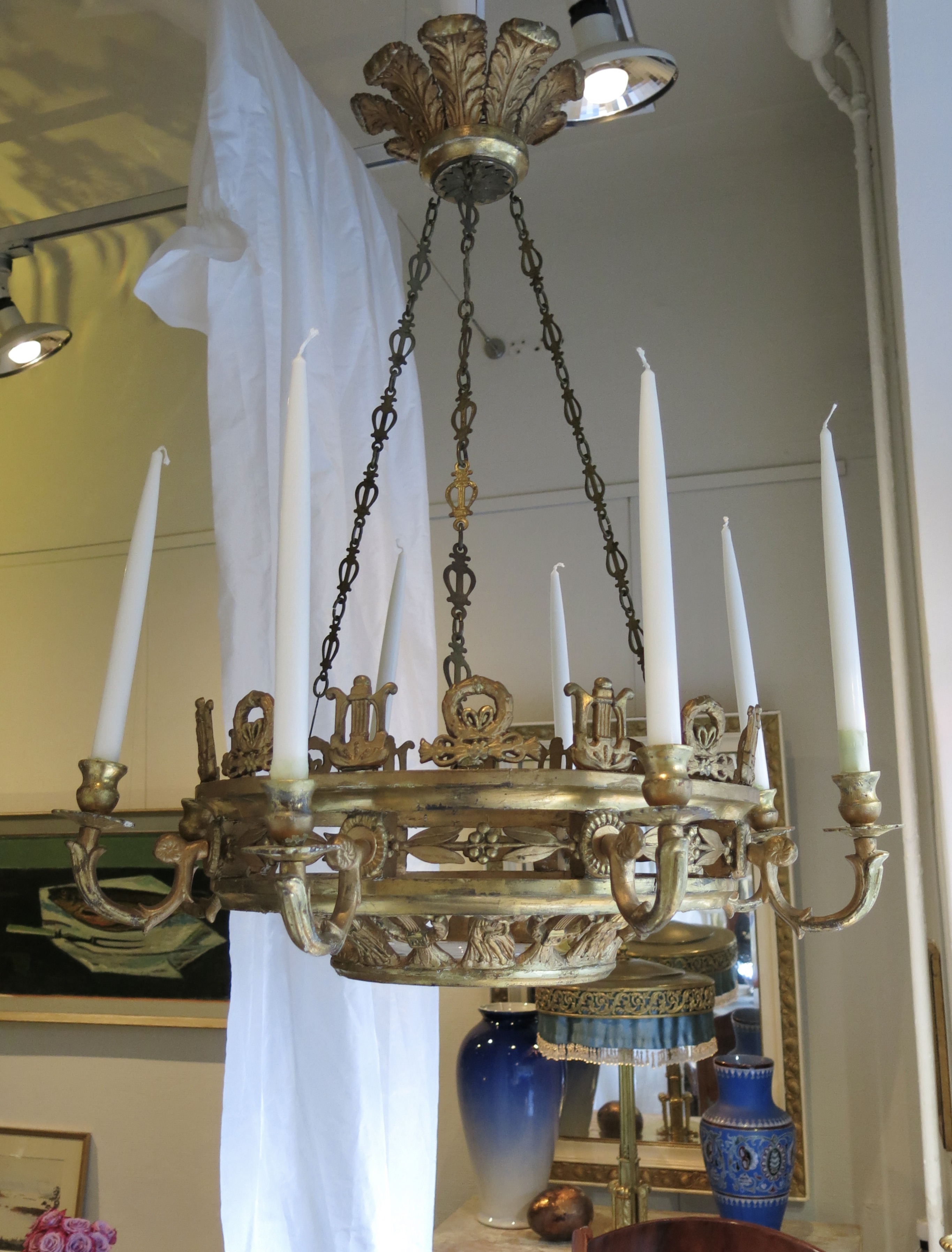 Antiikkinen kattokruunu